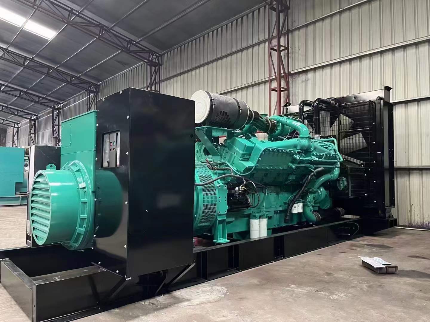 张家川如何评估无功补偿装置的性能和效果？